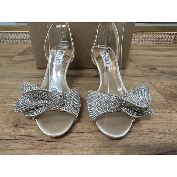 Badgley Mischka Remi Statement Heel Satin Rhinestone Bow Size 5 NWOB Wedding MOB - Picture 6 of 11